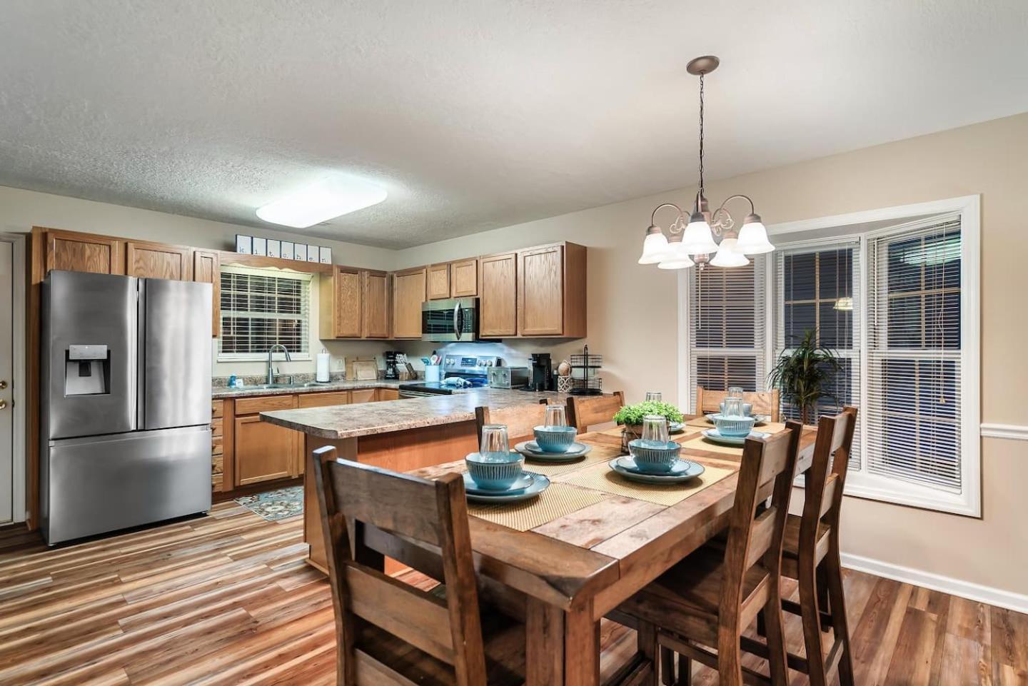 Willa 1 Mile To Pkwy, Pets, Hot Tub, Creekside, Porch Pigeon Forge Zewnętrze zdjęcie