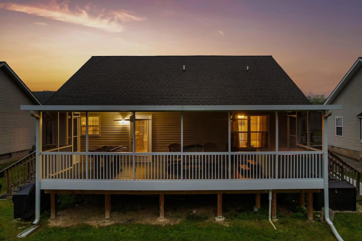 Willa 1 Mile To Pkwy, Pets, Hot Tub, Creekside, Porch Pigeon Forge Zewnętrze zdjęcie