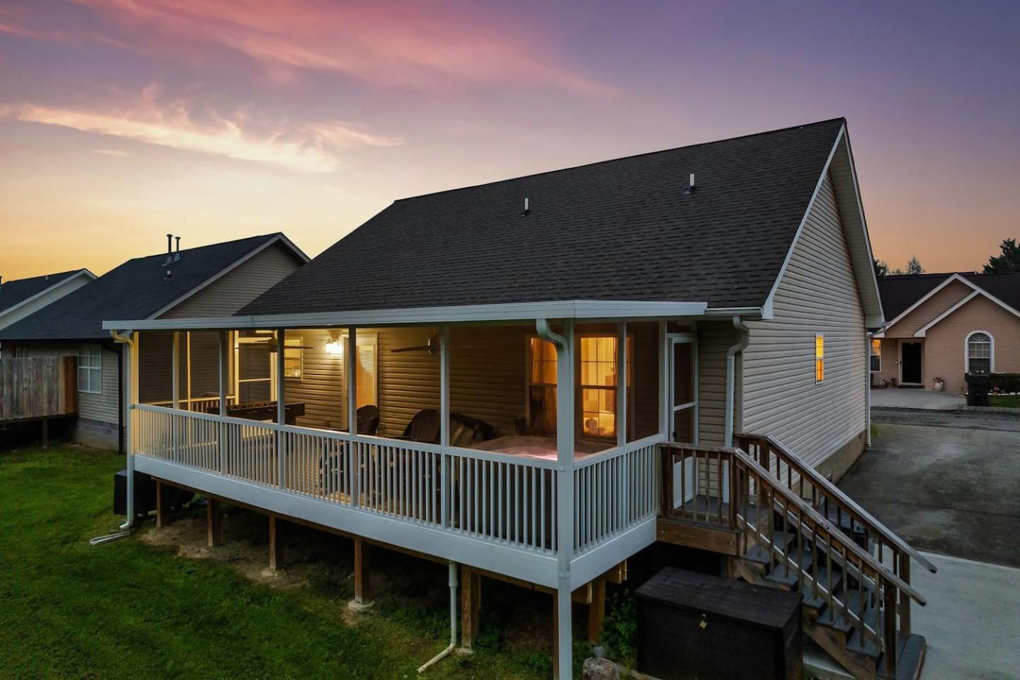 Willa 1 Mile To Pkwy, Pets, Hot Tub, Creekside, Porch Pigeon Forge Zewnętrze zdjęcie