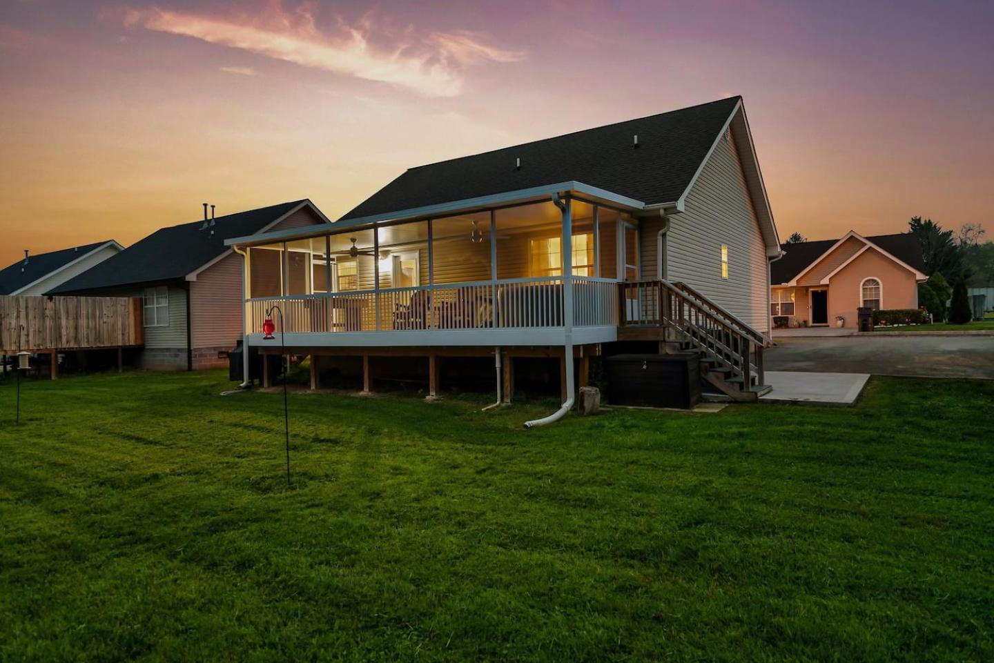 Willa 1 Mile To Pkwy, Pets, Hot Tub, Creekside, Porch Pigeon Forge Zewnętrze zdjęcie