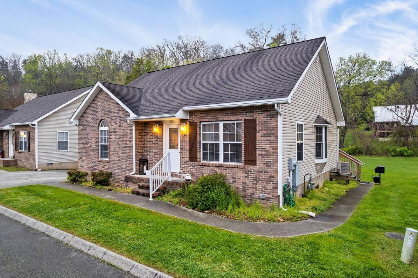 Willa 1 Mile To Pkwy, Pets, Hot Tub, Creekside, Porch Pigeon Forge Zewnętrze zdjęcie
